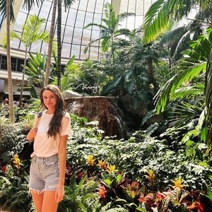 Meet your Posher, Emmalee